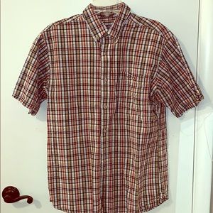 Short sleeve button up
